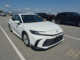 Toyota Camry * SE * AWD * SAFETY SENSE 3.0 * CARFAX * , снимка 2