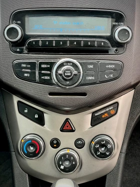 Chevrolet Aveo 1.6i automatic - 7989 лв. - 48020713 11