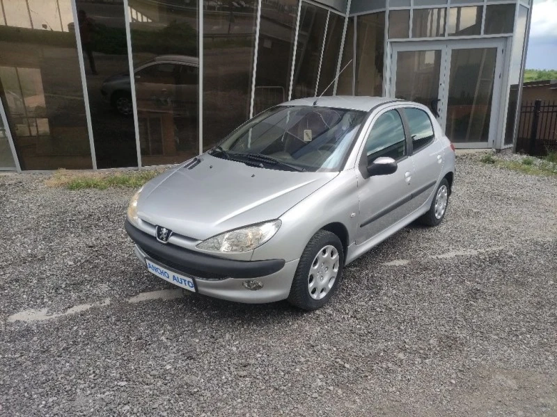 Peugeot 206 1.4 бензин Euro 4, снимка 1 - Автомобили и джипове - 47593892