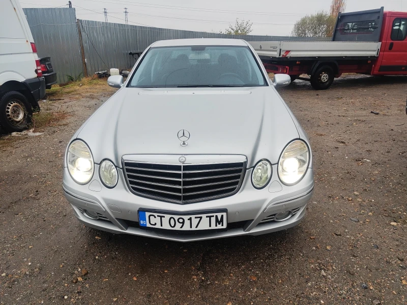 Mercedes-Benz E 220, снимка 1 - Автомобили и джипове - 47948993