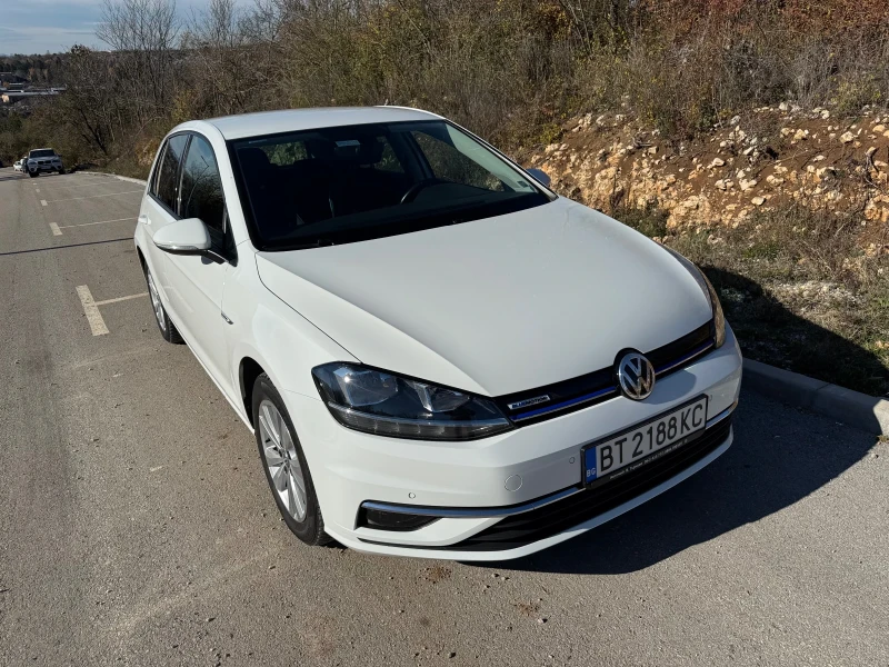 VW Golf Заводска метанова уредба, снимка 1 - Автомобили и джипове - 48278407