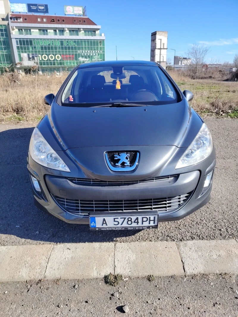 Peugeot 308 1.6 Купувана от Пежо, снимка 2 - Автомобили и джипове - 49394077