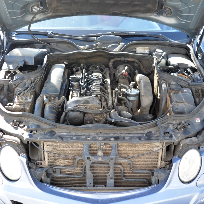 Mercedes-Benz E 320 3.2 CDI, снимка 7 - Автомобили и джипове - 51293521