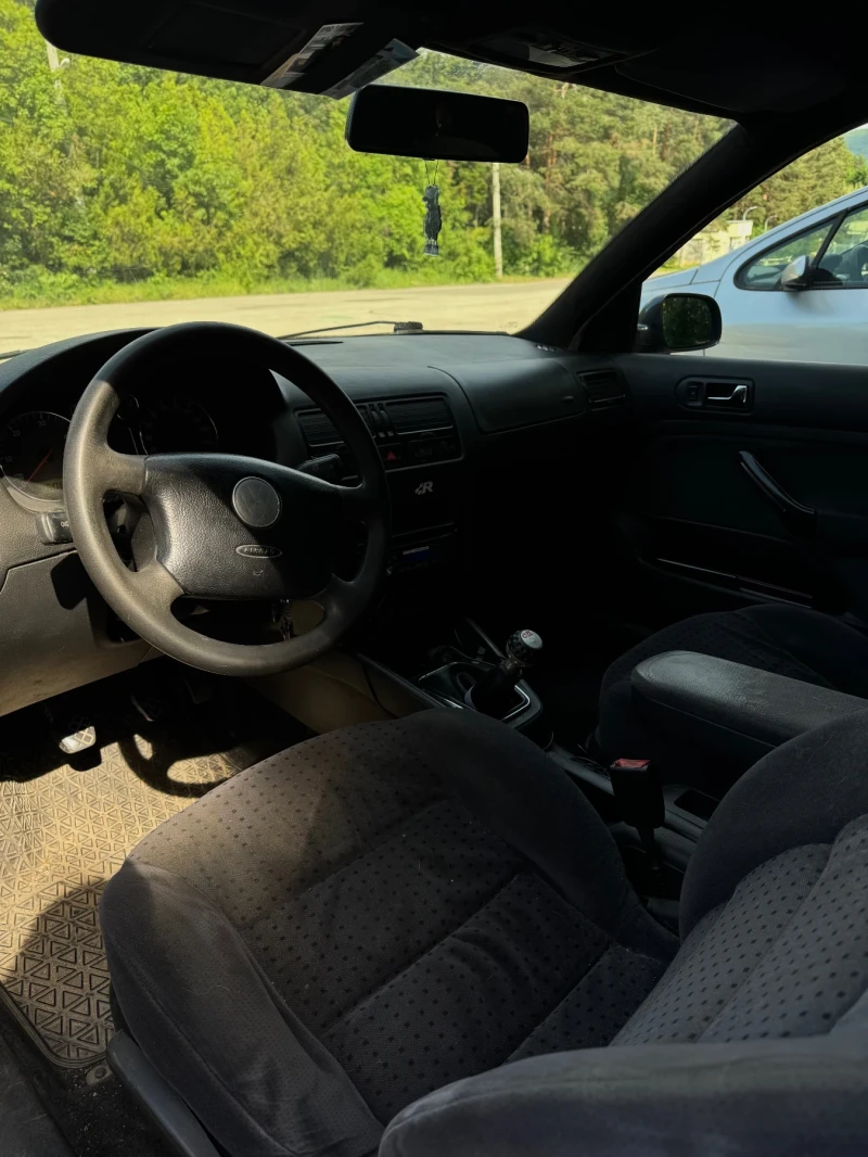 VW Golf, снимка 5 - Автомобили и джипове - 52683408