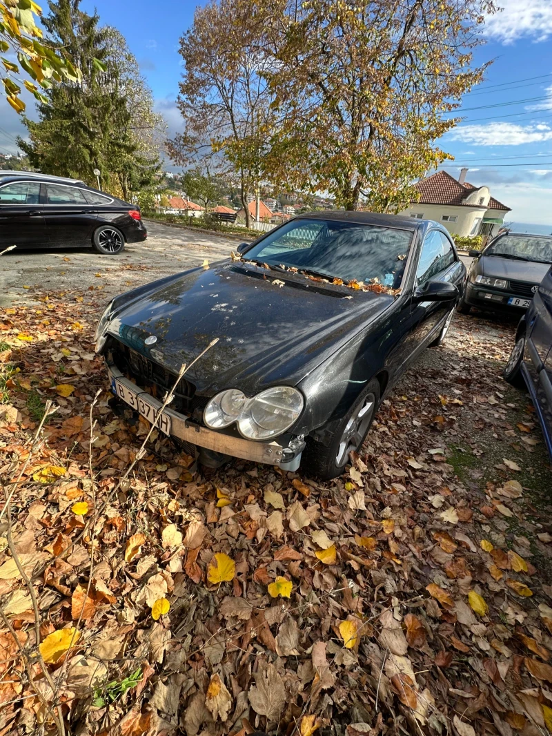 Mercedes-Benz CLK 270, снимка 8 - Автомобили и джипове - 52632019