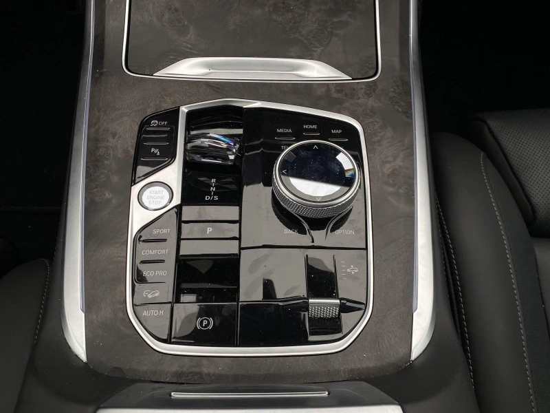 BMW X7 40d XDRIVE M-SPORT HEAD UP H/K SKY-LOUNGE, снимка 9 - Автомобили и джипове - 52228983