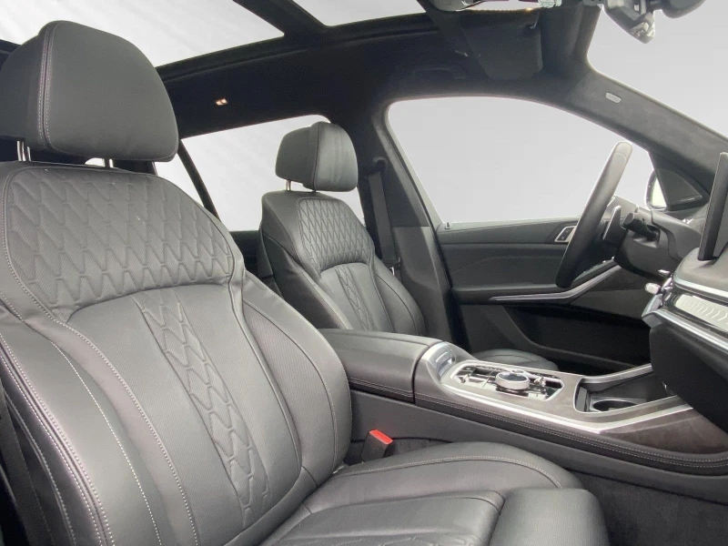 BMW X7 40d XDRIVE M-SPORT HEAD UP H/K SKY-LOUNGE, снимка 11 - Автомобили и джипове - 52228983