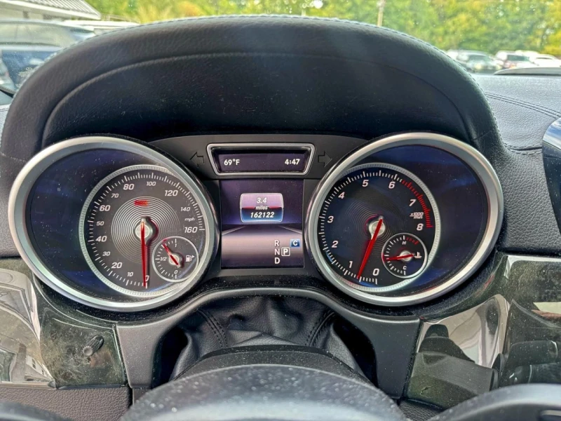 Mercedes-Benz GLS 450, снимка 9 - Автомобили и джипове - 52860023