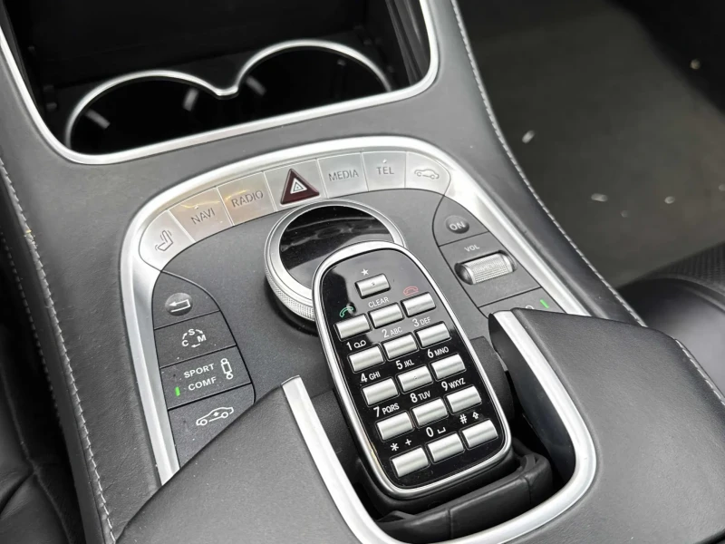 Mercedes-Benz S 63 AMG/3D BURMESTER/MASSAGE/DISTRONIC, снимка 10 - Автомобили и джипове - 53087780