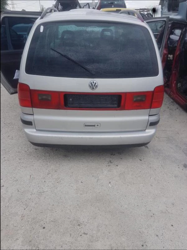 VW Sharan 1.9TDI-AUY, снимка 11 - Автомобили и джипове - 19206835