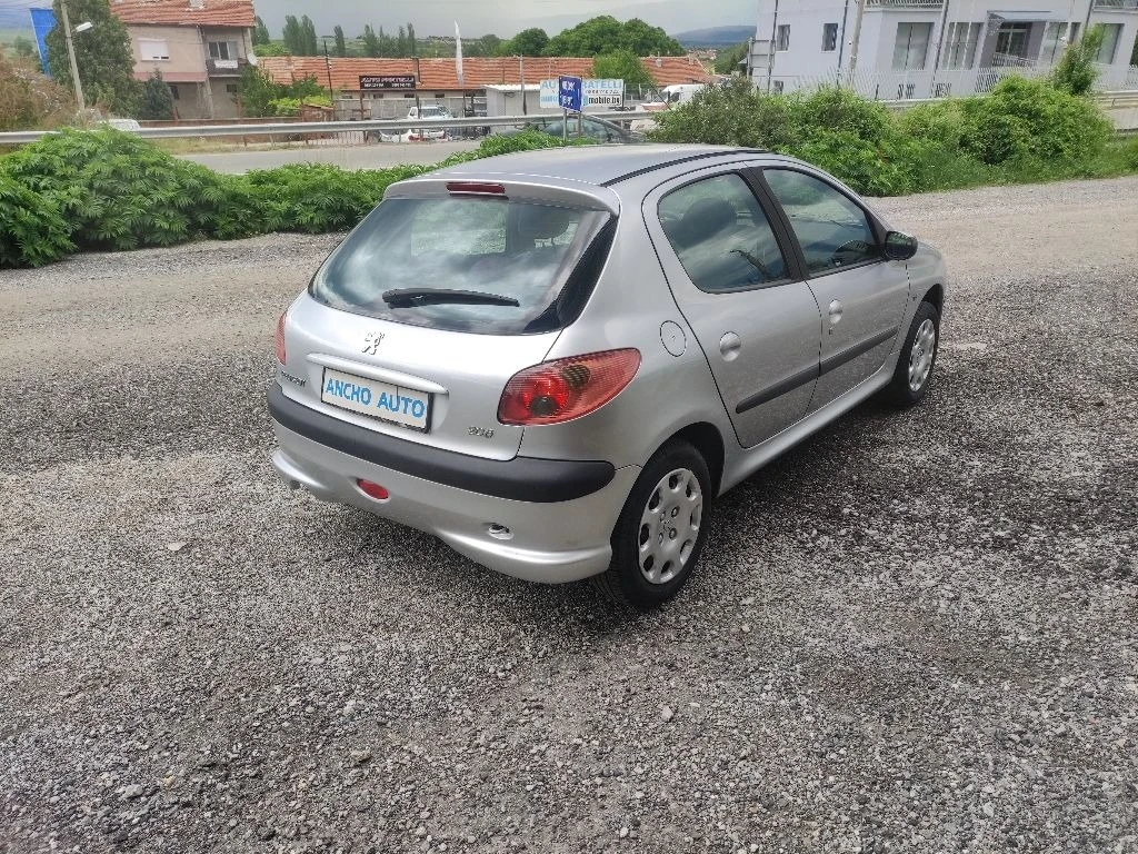 Peugeot 206 1.4 бензин Euro 4 - изображение 3