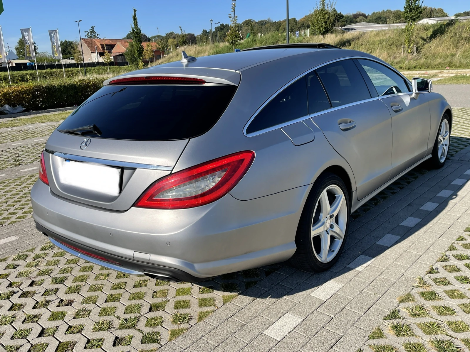 Mercedes-Benz CLS 350 4MATIC Shooting Brake - изображение 4