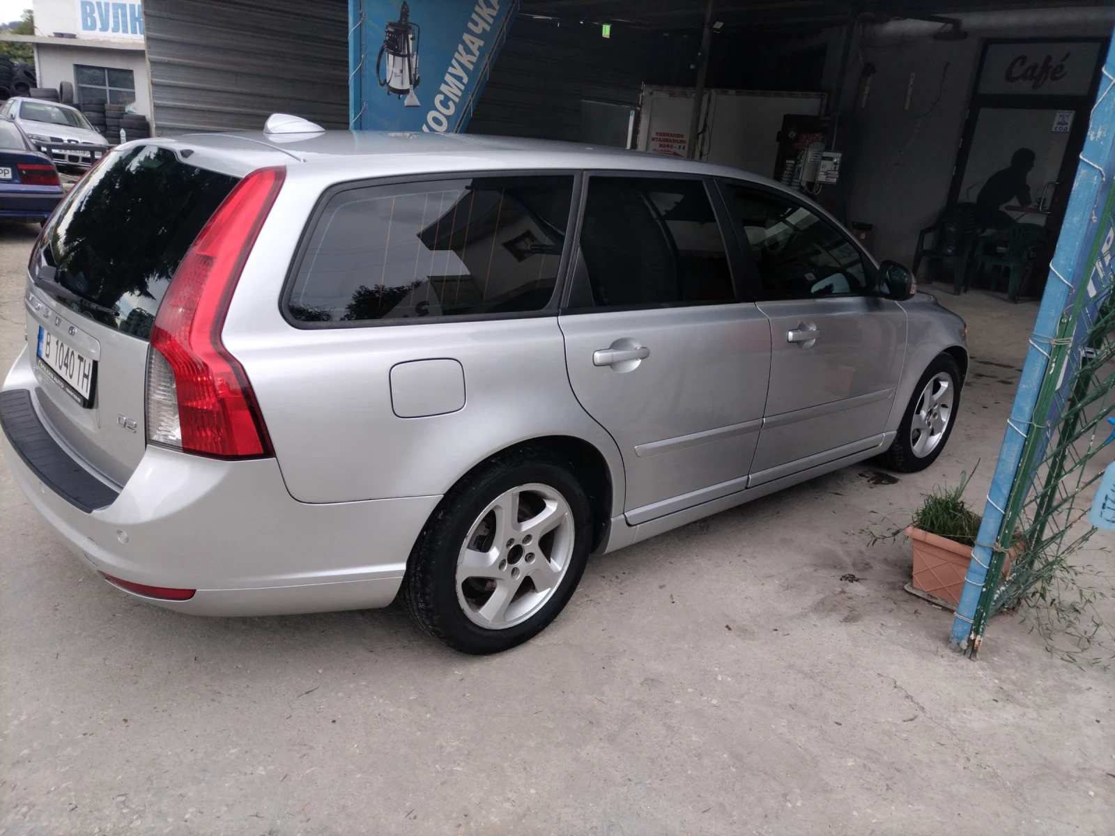 Volvo V50 1600 - изображение 3