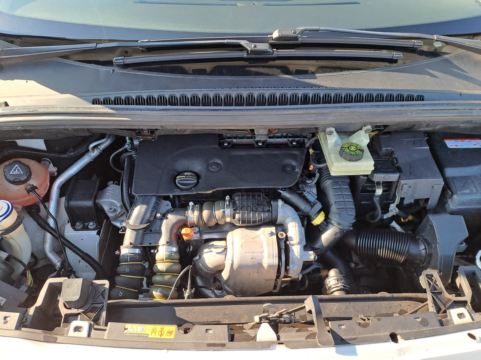 Peugeot 5008 1.6HDI 7 места | Mobile.bg — изображение 11
