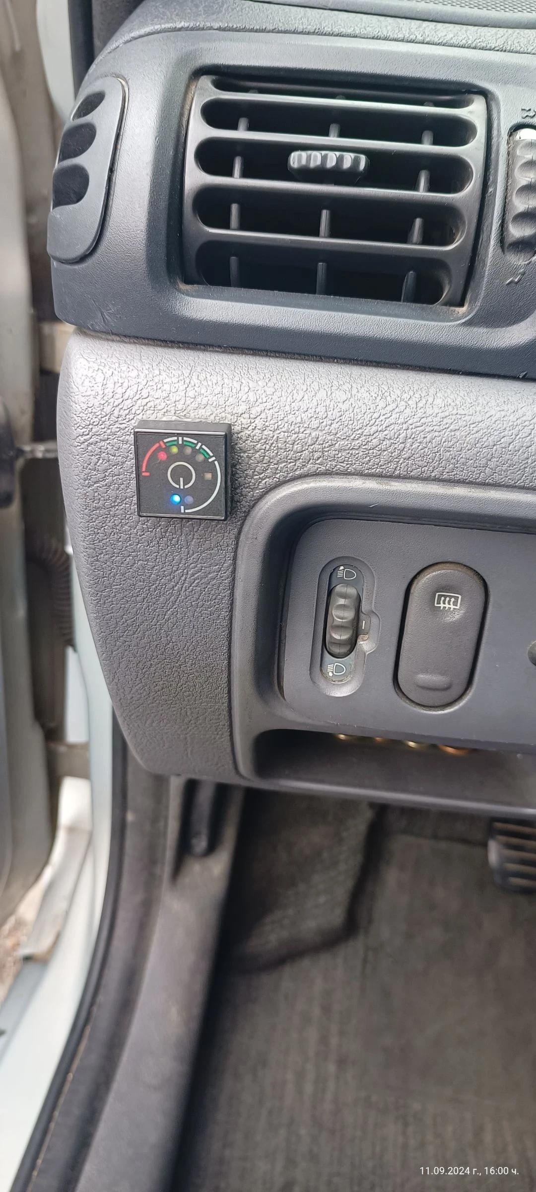 Renault Clio Symbol  - изображение 10