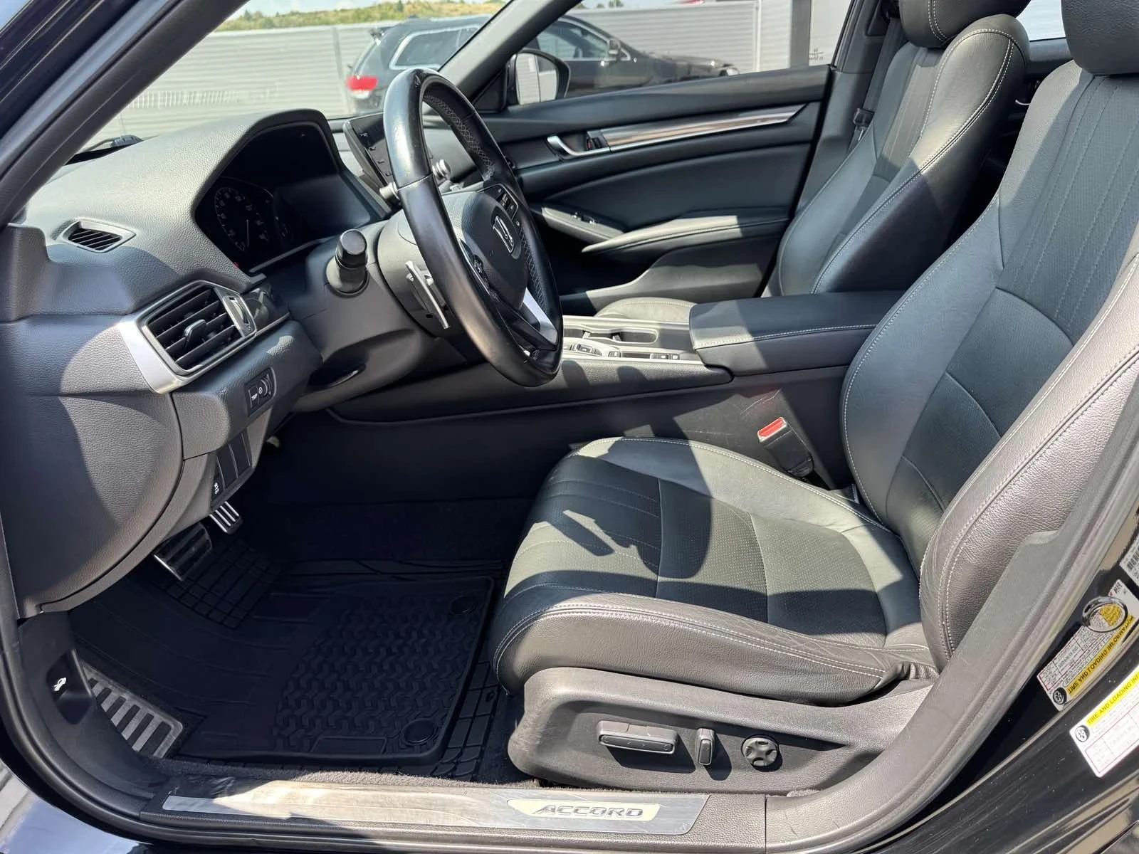 Honda Accord 2.0-Turbo-Touring-Top - изображение 6