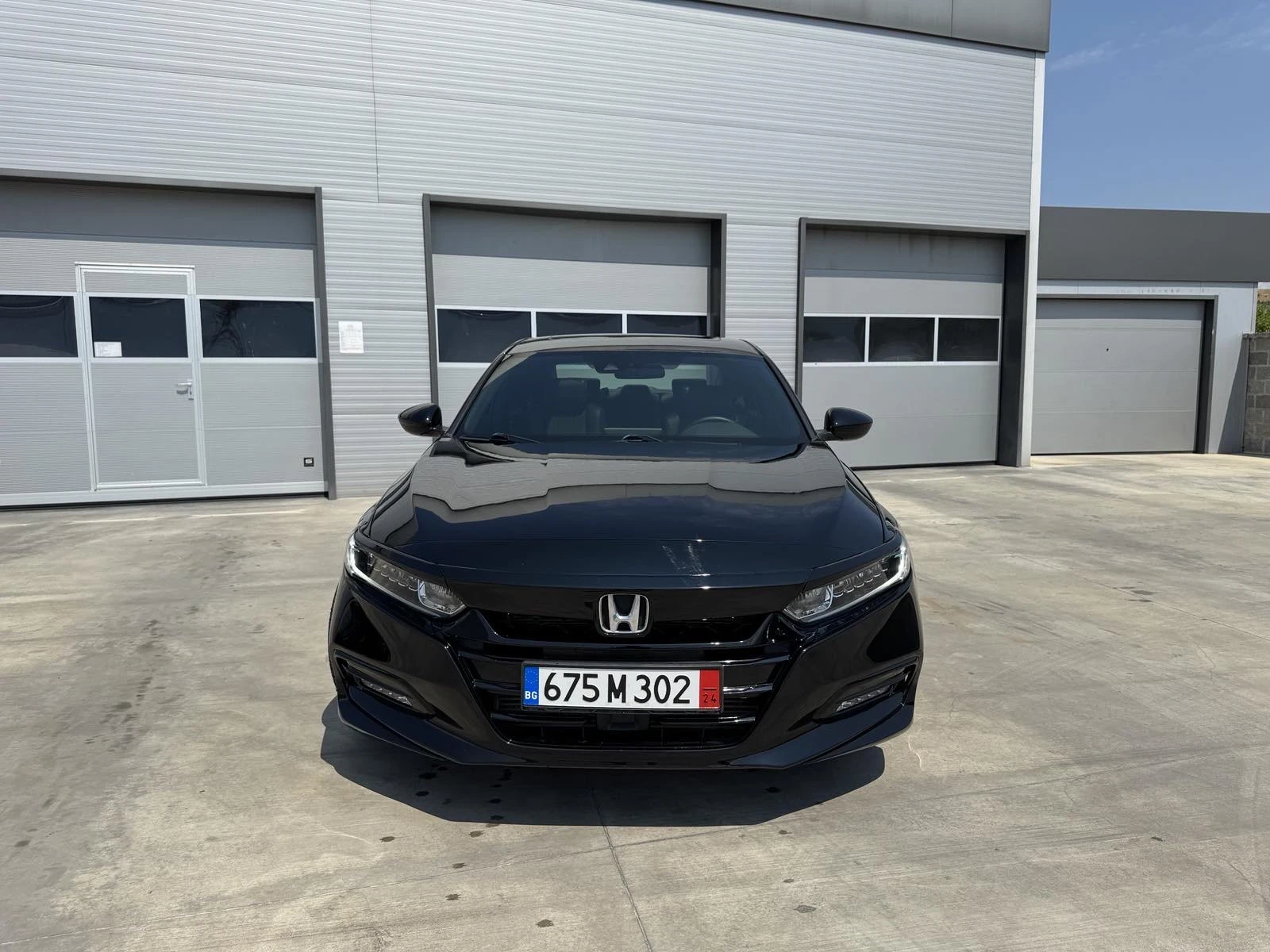 Honda Accord 2.0-Turbo-Touring-Top - изображение 2
