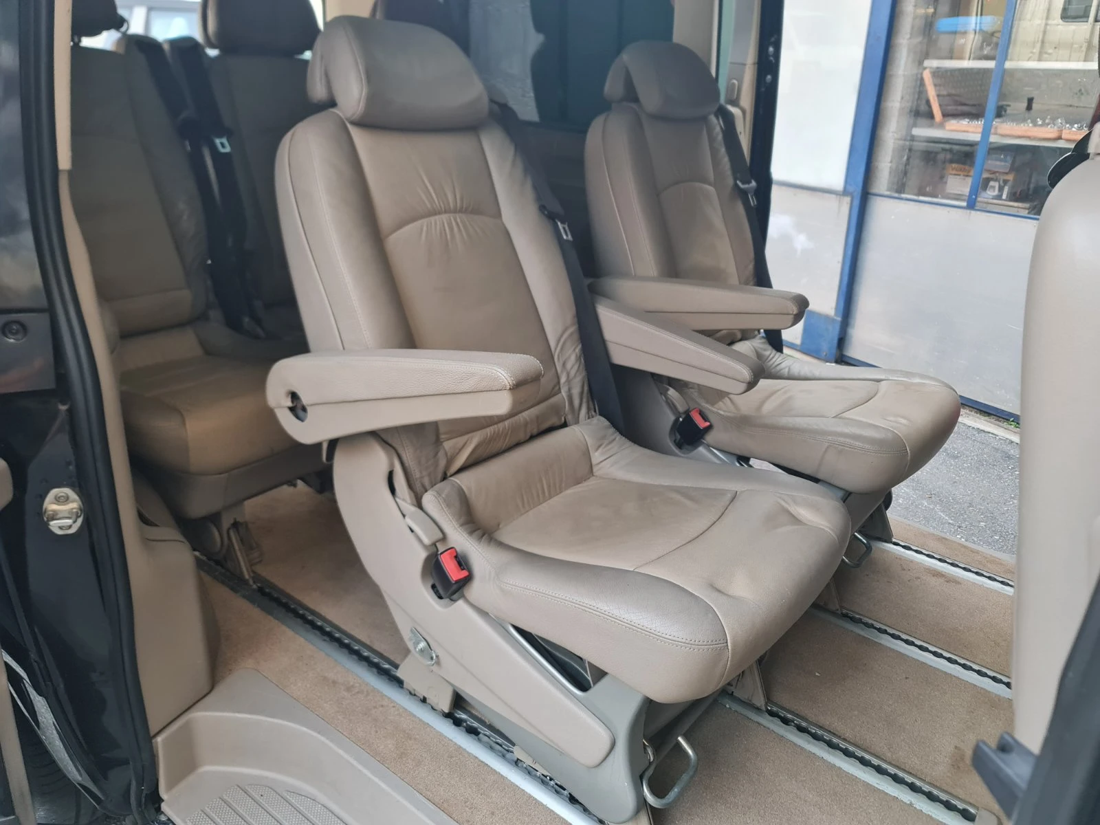 Mercedes-Benz Viano 3.7 v6  | Mobile.bg — изображение 15