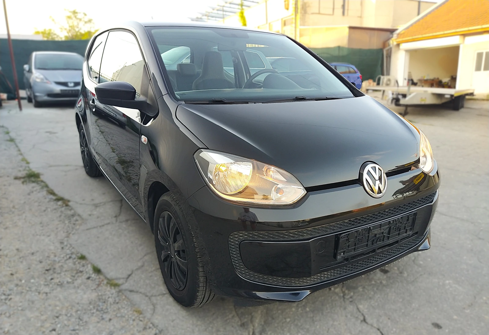 VW Up 1.0 - изображение 2