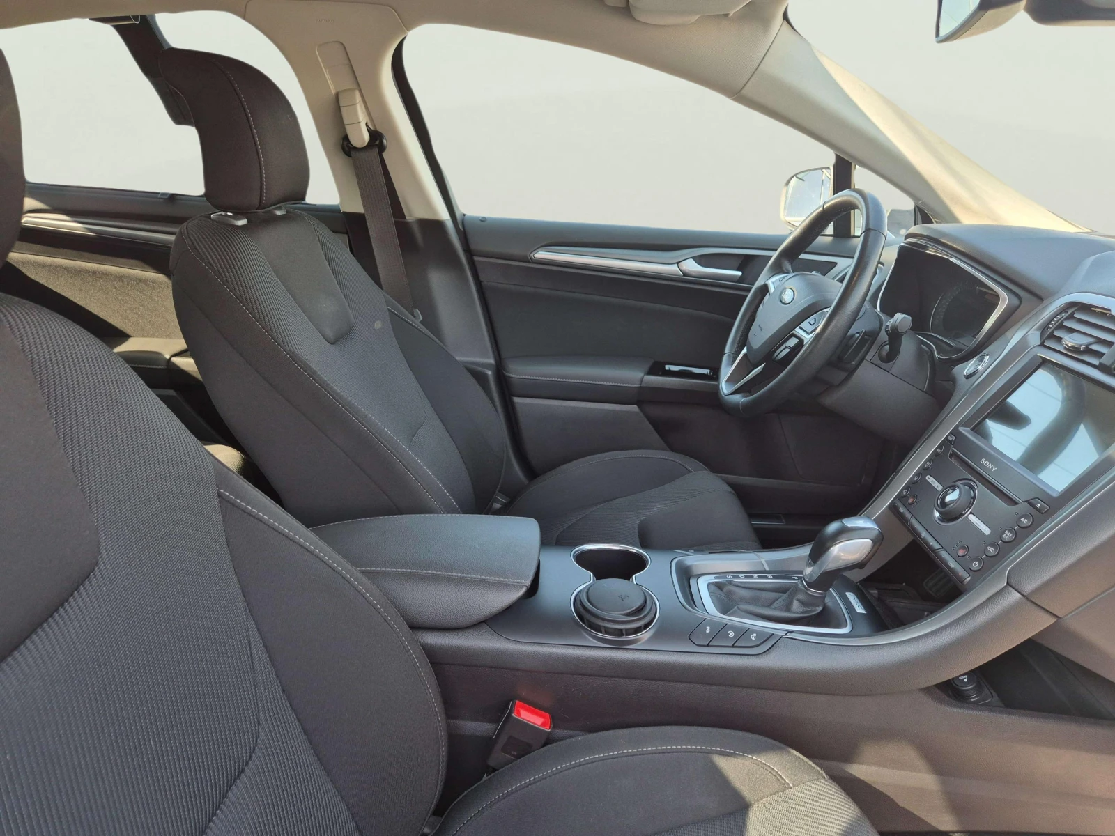 Ford Mondeo 1.5 EcoBoost - изображение 10