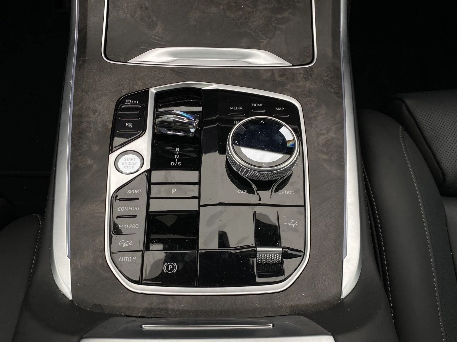 BMW X7 40d XDRIVE M-SPORT HEAD UP H/K SKY-LOUNGE - изображение 9