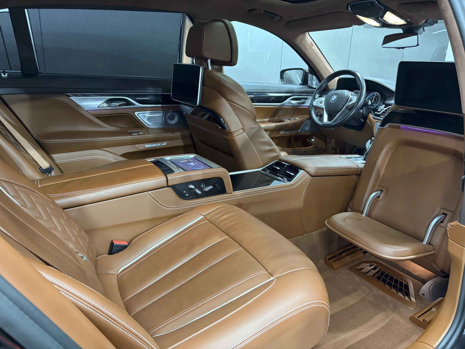 BMW 740 Le xDrive iPerfomance - изображение 7