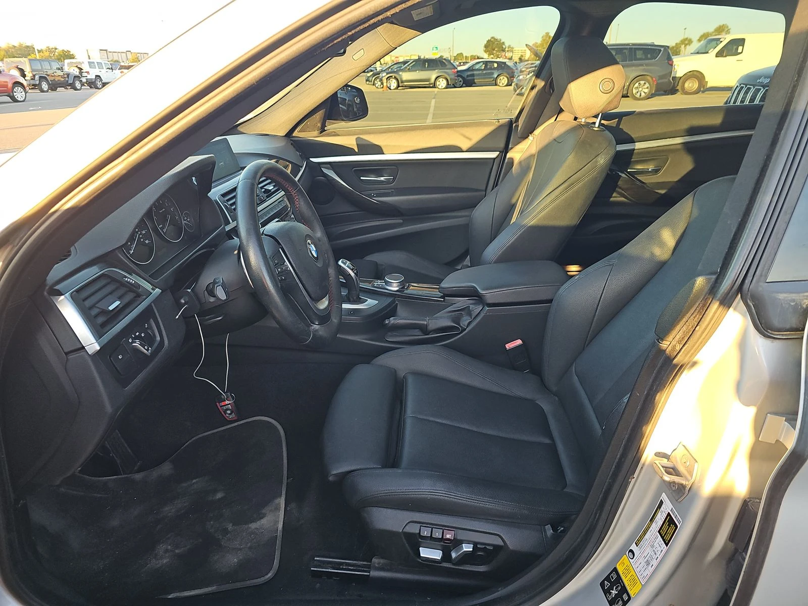 BMW 3gt 330i xDrive Hatchback SPORT LINE - изображение 7