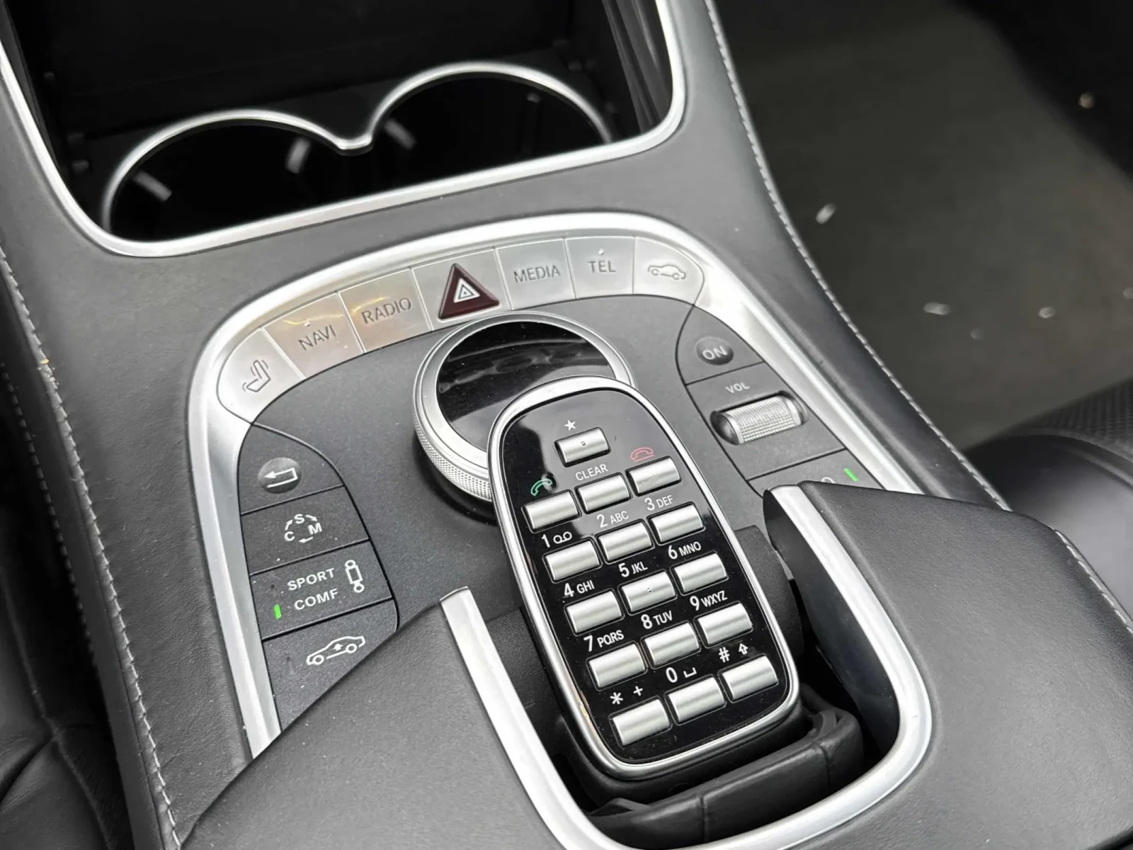 Mercedes-Benz S 63 AMG/3D BURMESTER/MASSAGE/DISTRONIC - изображение 10