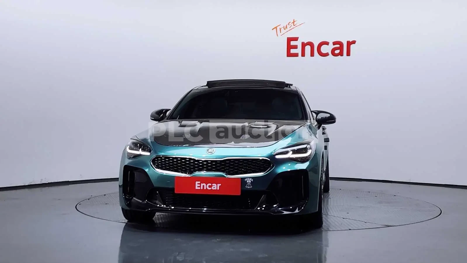 Kia Stinger 3.3 GT AWD| КАМЕРА| ОБДУХ| ПАНО| ВКЛ.ТЕХНОТЕСТ, снимка 3 - Автомобили и джипове - 55031301