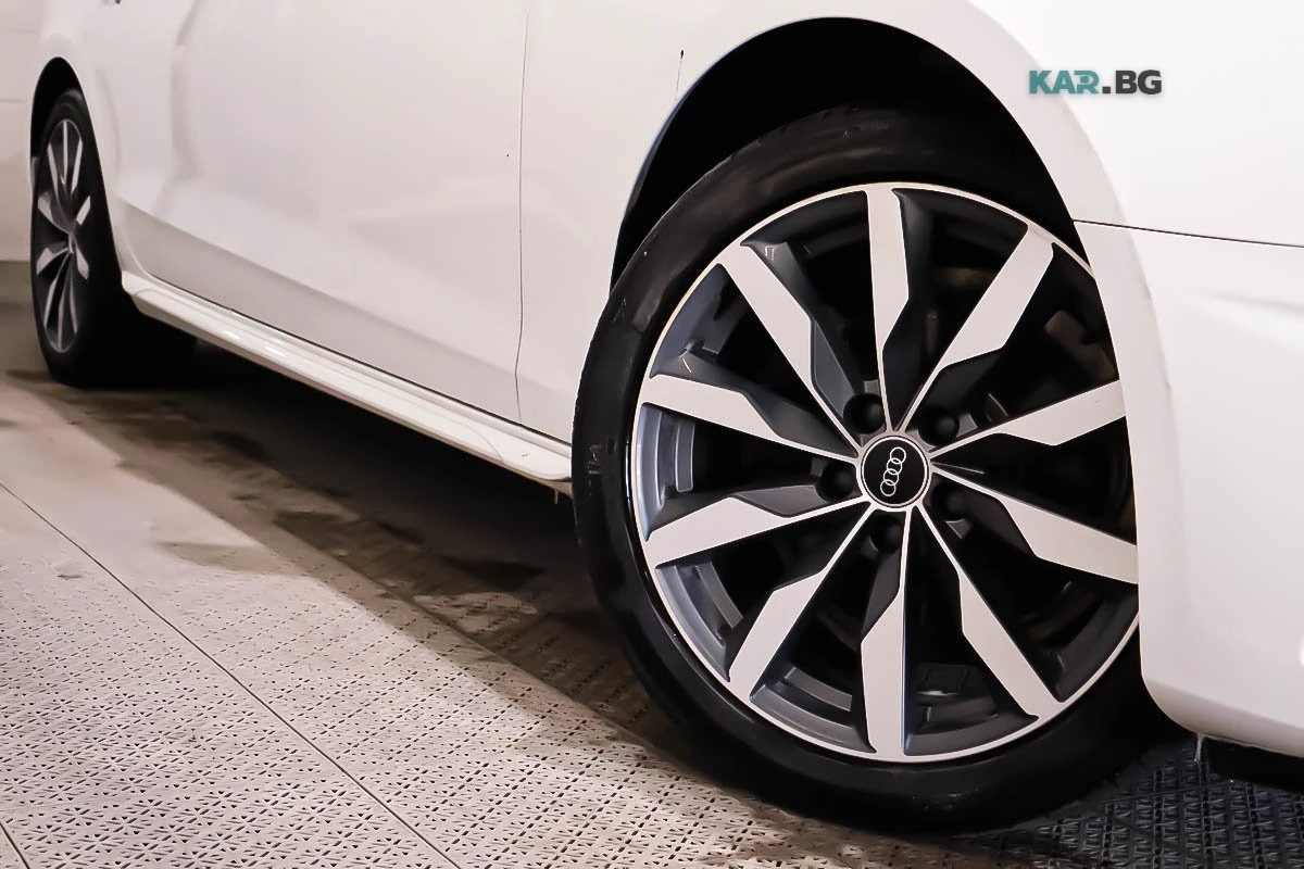 Audi A4 * QUATTRO * PANO * Автокредит * (Цена до България), снимка 5 - Автомобили и джипове - 55282440