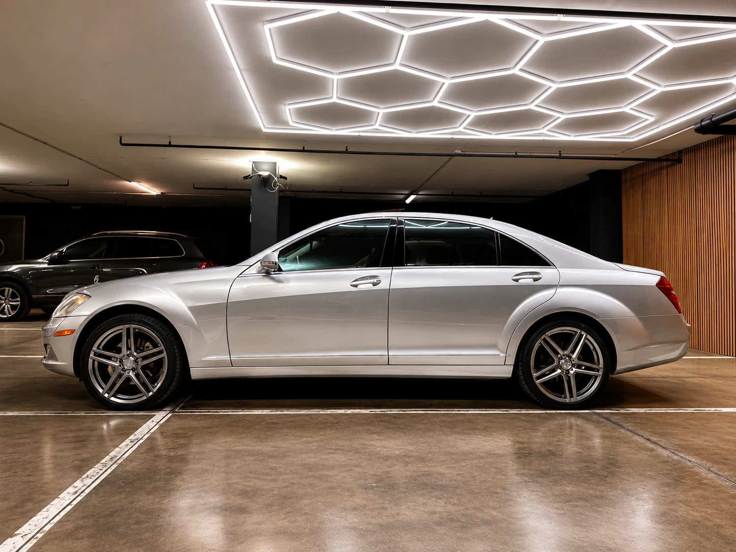 Mercedes-Benz S 550 LONG::4 MATIC::ОБДУХВАНЕ::КСЕНОН::, снимка 5 - Автомобили и джипове - 55411132