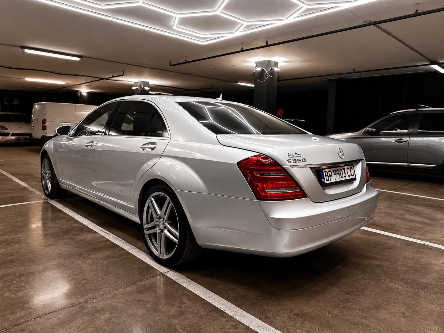 Mercedes-Benz S 550 LONG::4 MATIC::ОБДУХВАНЕ::КСЕНОН::, снимка 6 - Автомобили и джипове - 55411132
