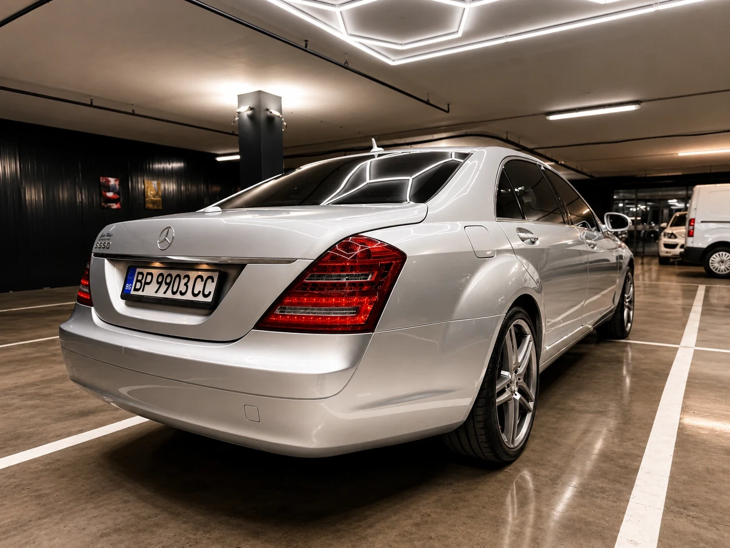Mercedes-Benz S 550 LONG::4 MATIC::ОБДУХВАНЕ::КСЕНОН::, снимка 7 - Автомобили и джипове - 55411132