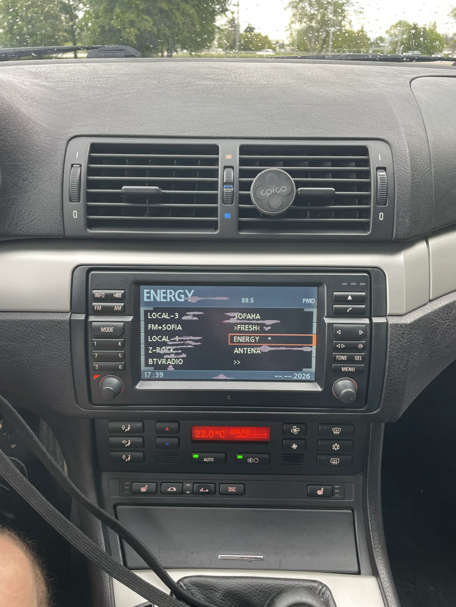 BMW 330, снимка 15 - Автомобили и джипове - 55546645