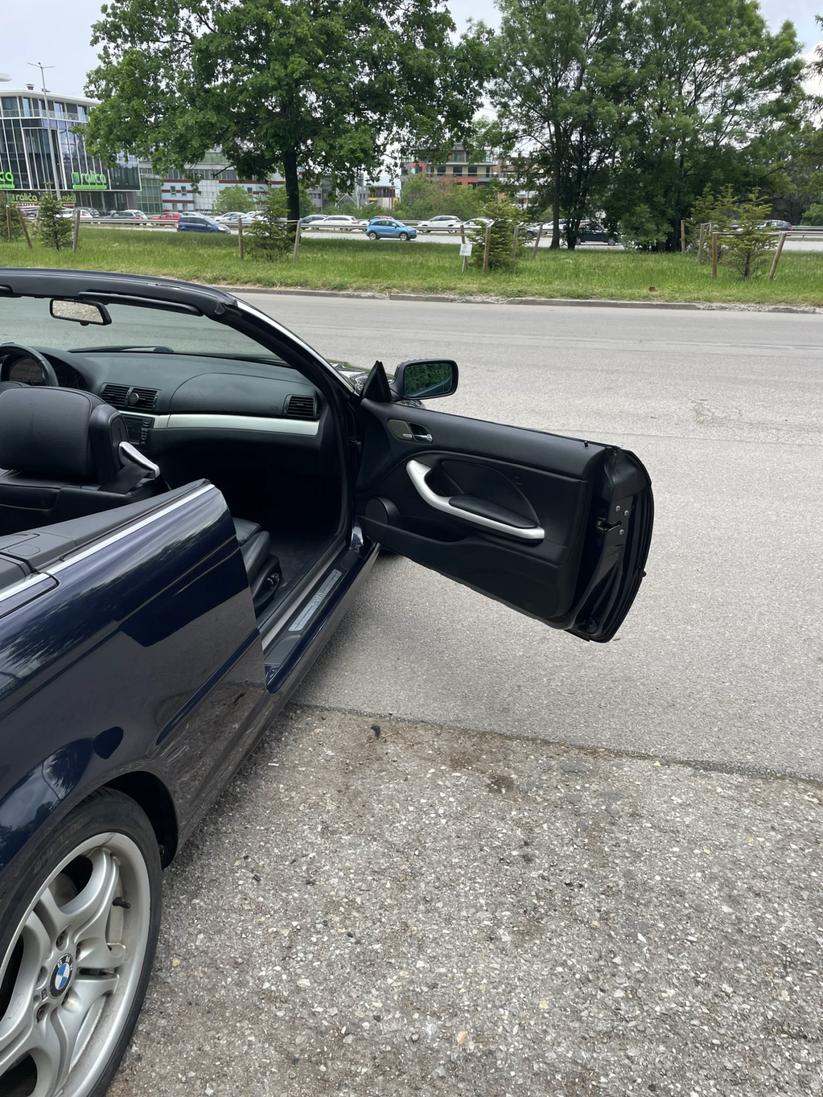 BMW 330, снимка 7 - Автомобили и джипове - 55546645