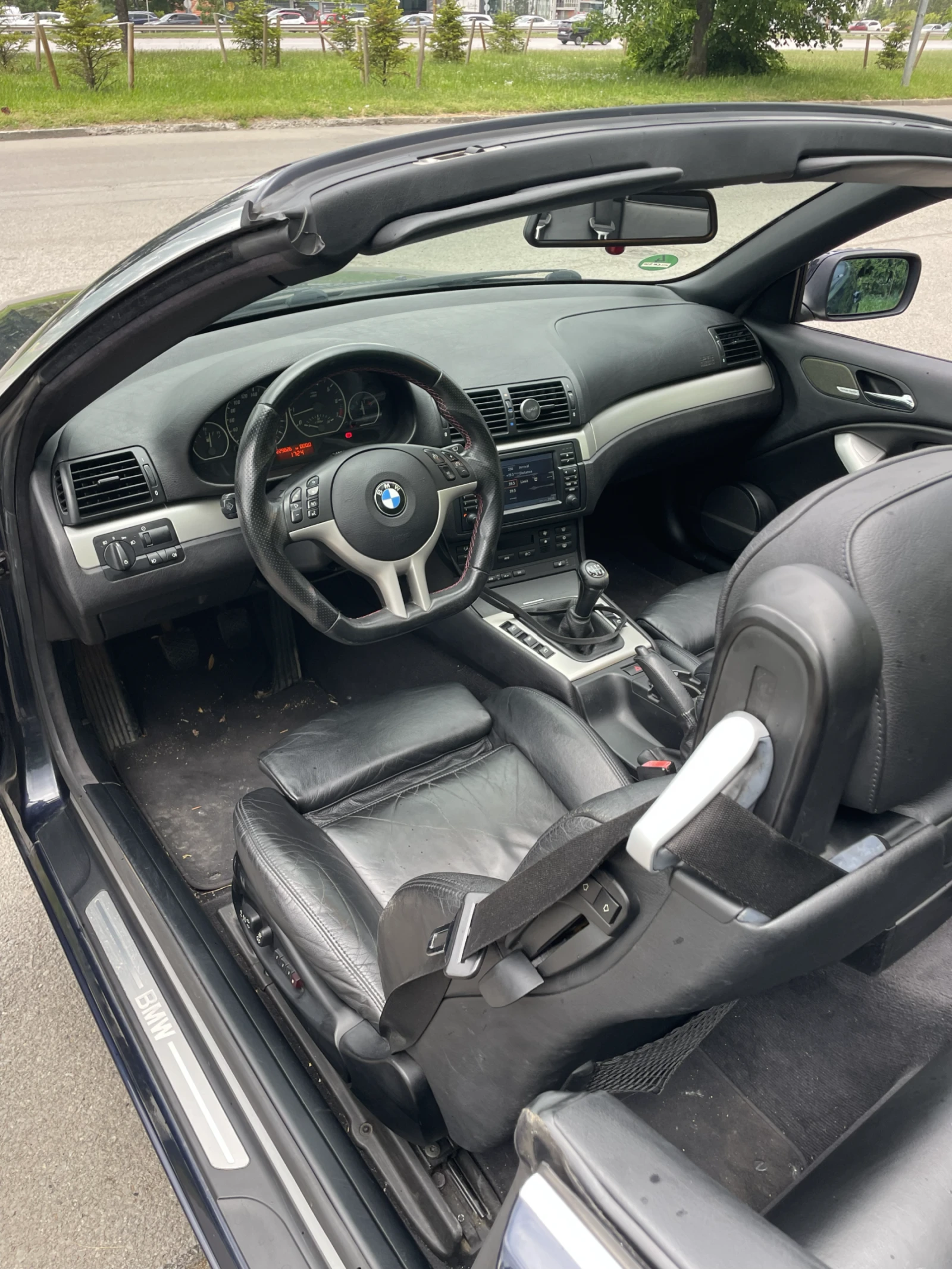BMW 330, снимка 8 - Автомобили и джипове - 55546645