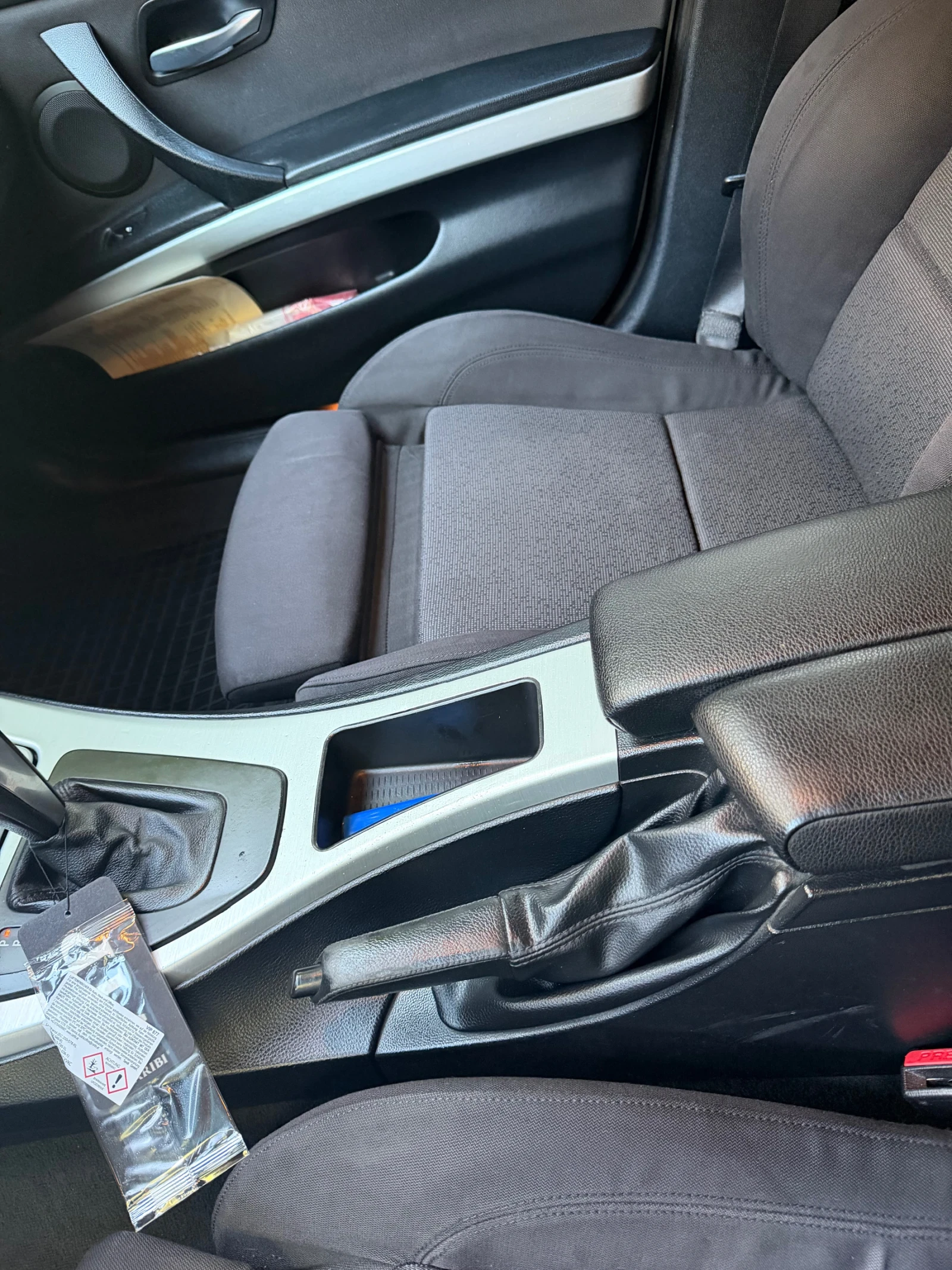 BMW 320, снимка 6 - Автомобили и джипове - 55553035