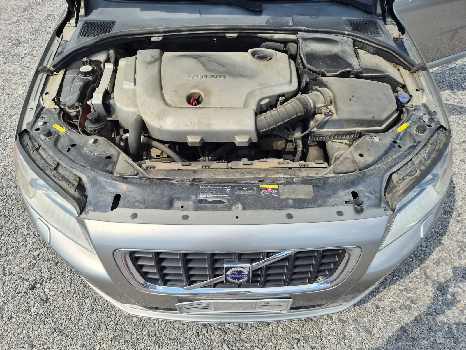 Volvo V70 2.4D 163кс АВТОМАТИК ЕВРО 4, снимка 9 - Автомобили и джипове - 55616513