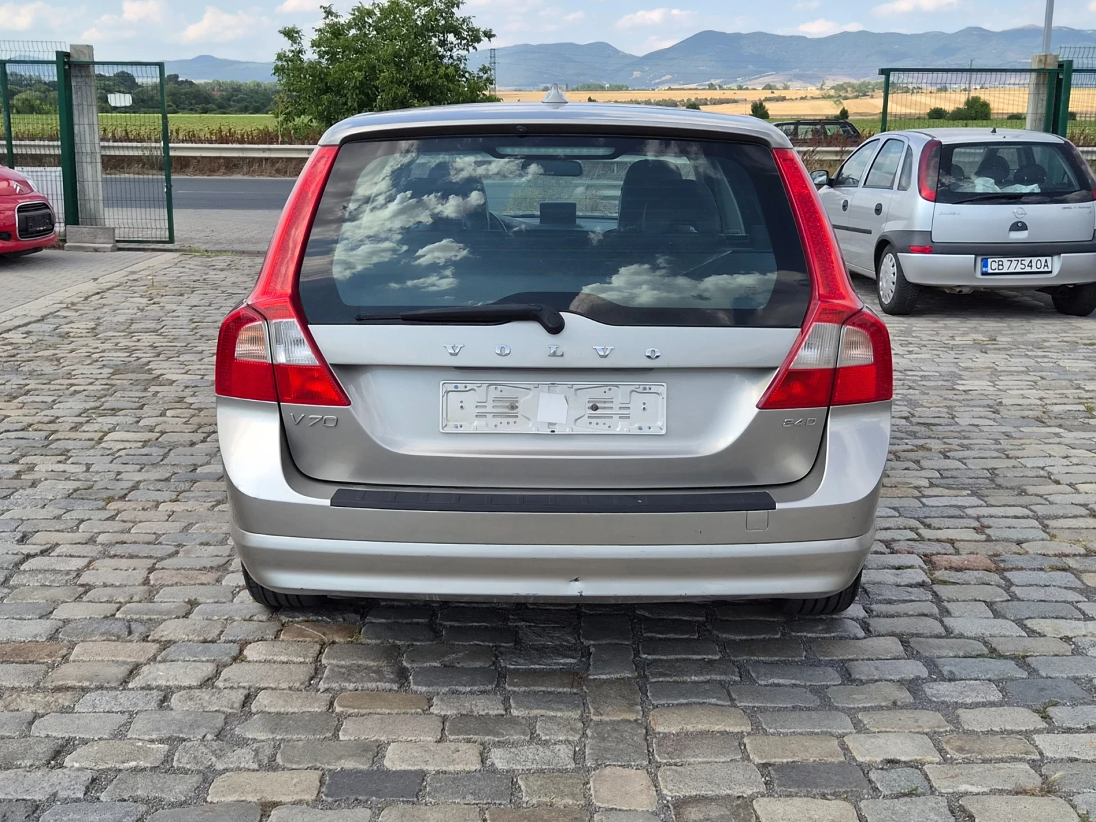 Volvo V70 2.4D 163кс АВТОМАТИК ЕВРО 4, снимка 7 - Автомобили и джипове - 55616513