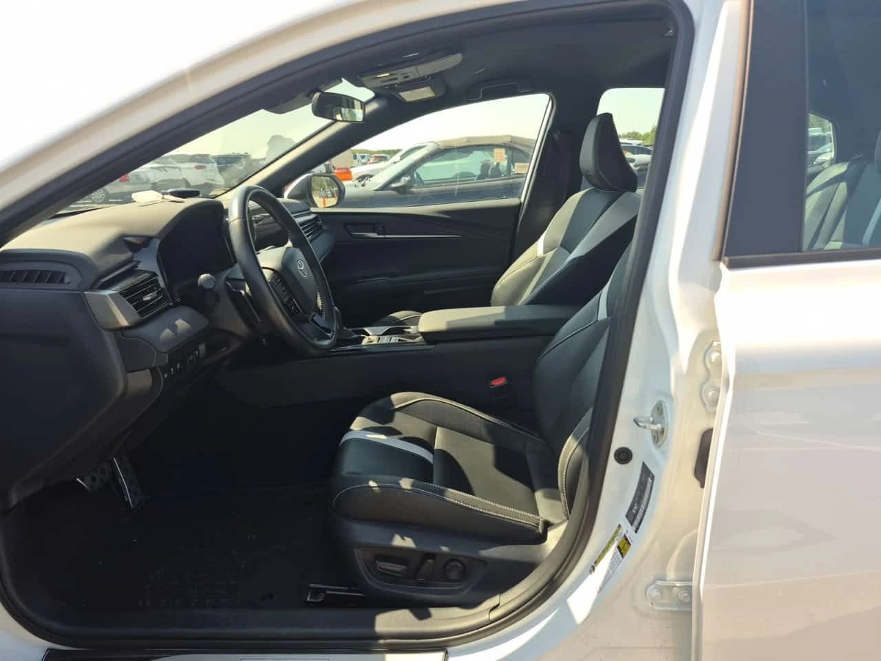 Toyota Camry * SE * AWD * SAFETY SENSE 3.0 * CARFAX * , снимка 5 - Автомобили и джипове - 55654016
