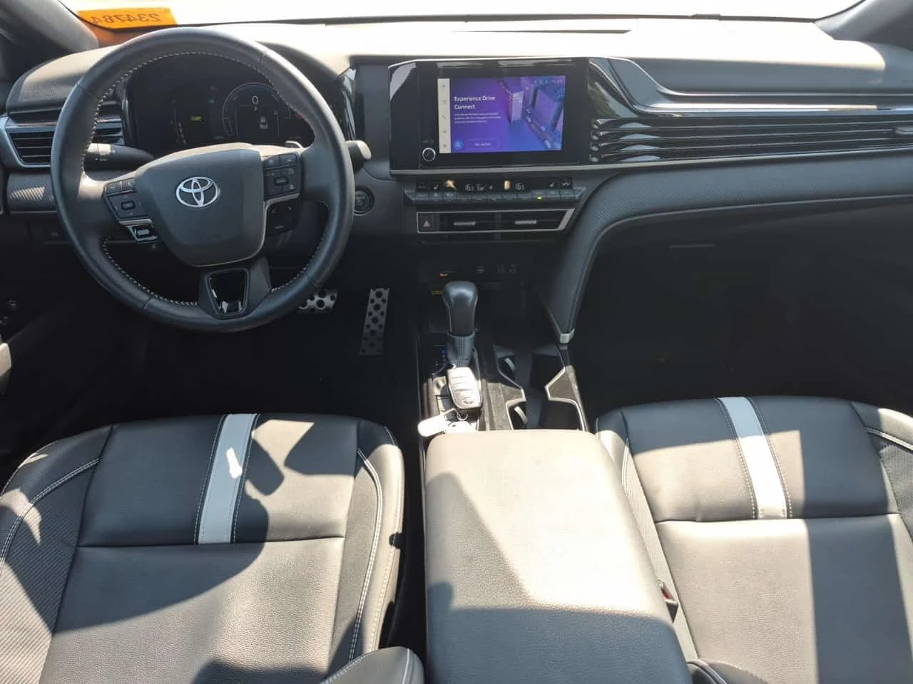 Toyota Camry * SE * AWD * SAFETY SENSE 3.0 * CARFAX * , снимка 10 - Автомобили и джипове - 55654016