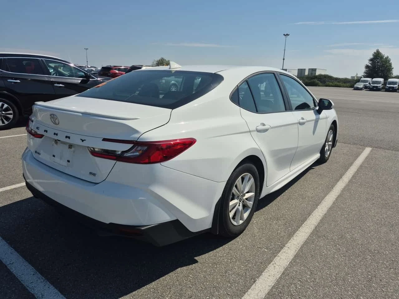 Toyota Camry * SE * AWD * SAFETY SENSE 3.0 * CARFAX * , снимка 3 - Автомобили и джипове - 55654016