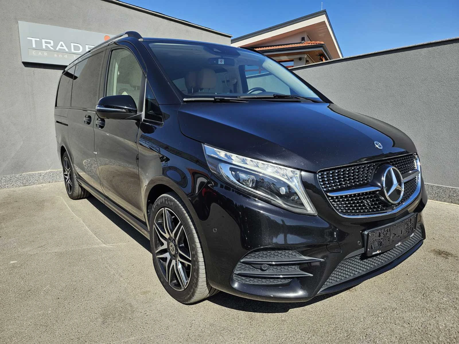 Mercedes-Benz V 300 D 4 MATIC LONG, снимка 3 - Автомобили и джипове - 55885138
