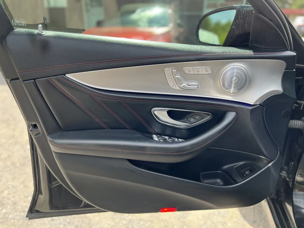 Mercedes-Benz E 53 AMG BLK EDITION* HUD* ОБДУХ* AIR* PANO* BURMASTER* 360, снимка 10 - Автомобили и джипове - 56046824