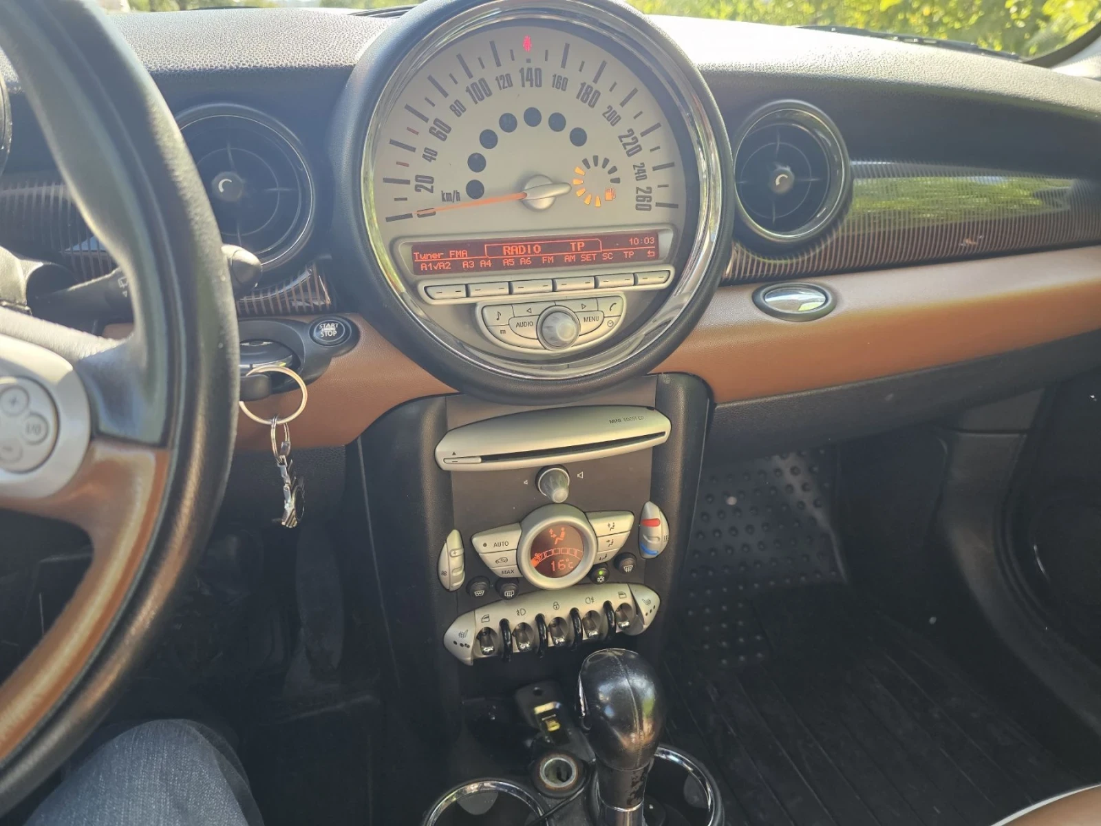 Mini Cooper Anniversary Edition , снимка 12 - Автомобили и джипове - 56086298