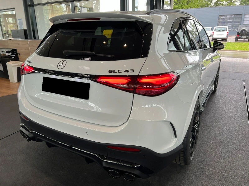 Mercedes-Benz GLC 43 AMG * 4M* TRACK-PACE* 360 CAM* DISTRONIC* HEADUP* BURM, снимка 3 - Автомобили и джипове - 48129729