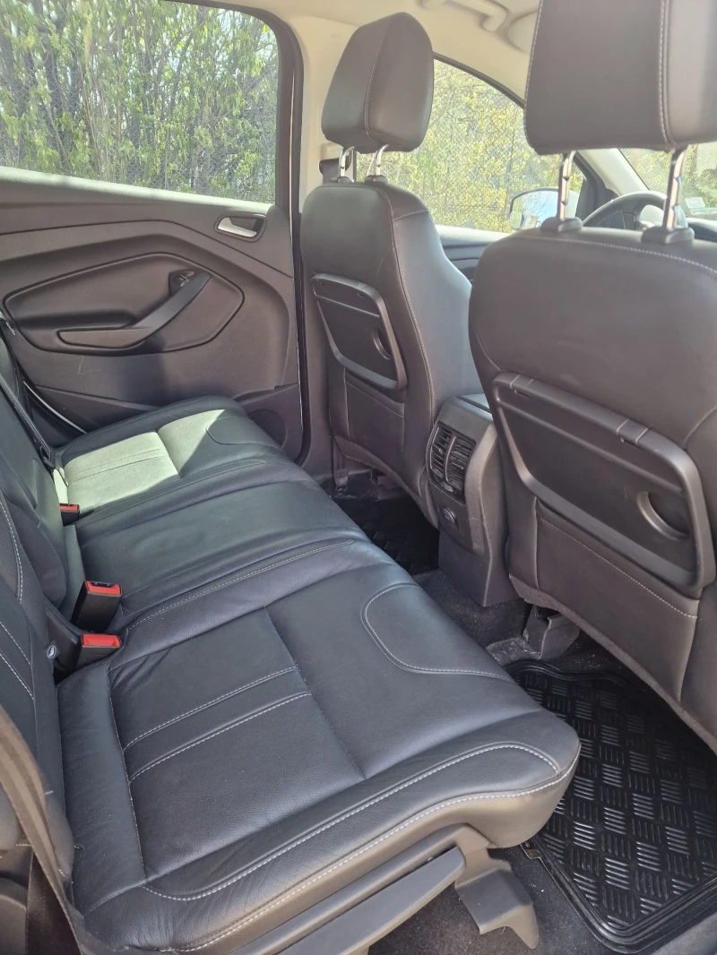 Ford Kuga, снимка 9 - Автомобили и джипове - 52598545