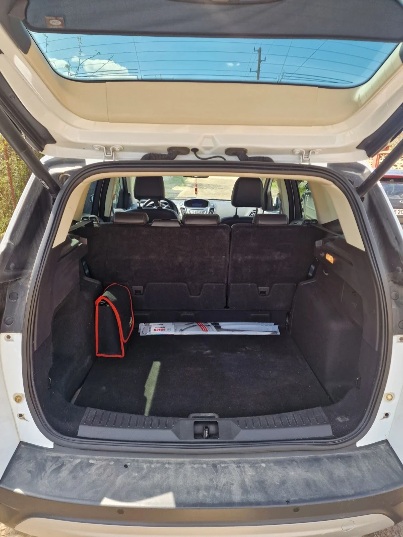 Ford Kuga, снимка 11 - Автомобили и джипове - 52598545