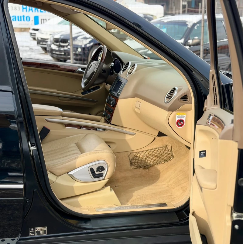 Mercedes-Benz ML 500 AMG PAKET 306к.с 3Х-ТВ Обдухване Дистроник 184хил, снимка 7 - Автомобили и джипове - 53034960