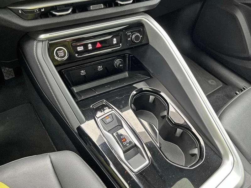 Audi Q5 Premium Plus* АвтоКредит* (ЦЕНА ДО БГ), снимка 11 - Автомобили и джипове - 53193319